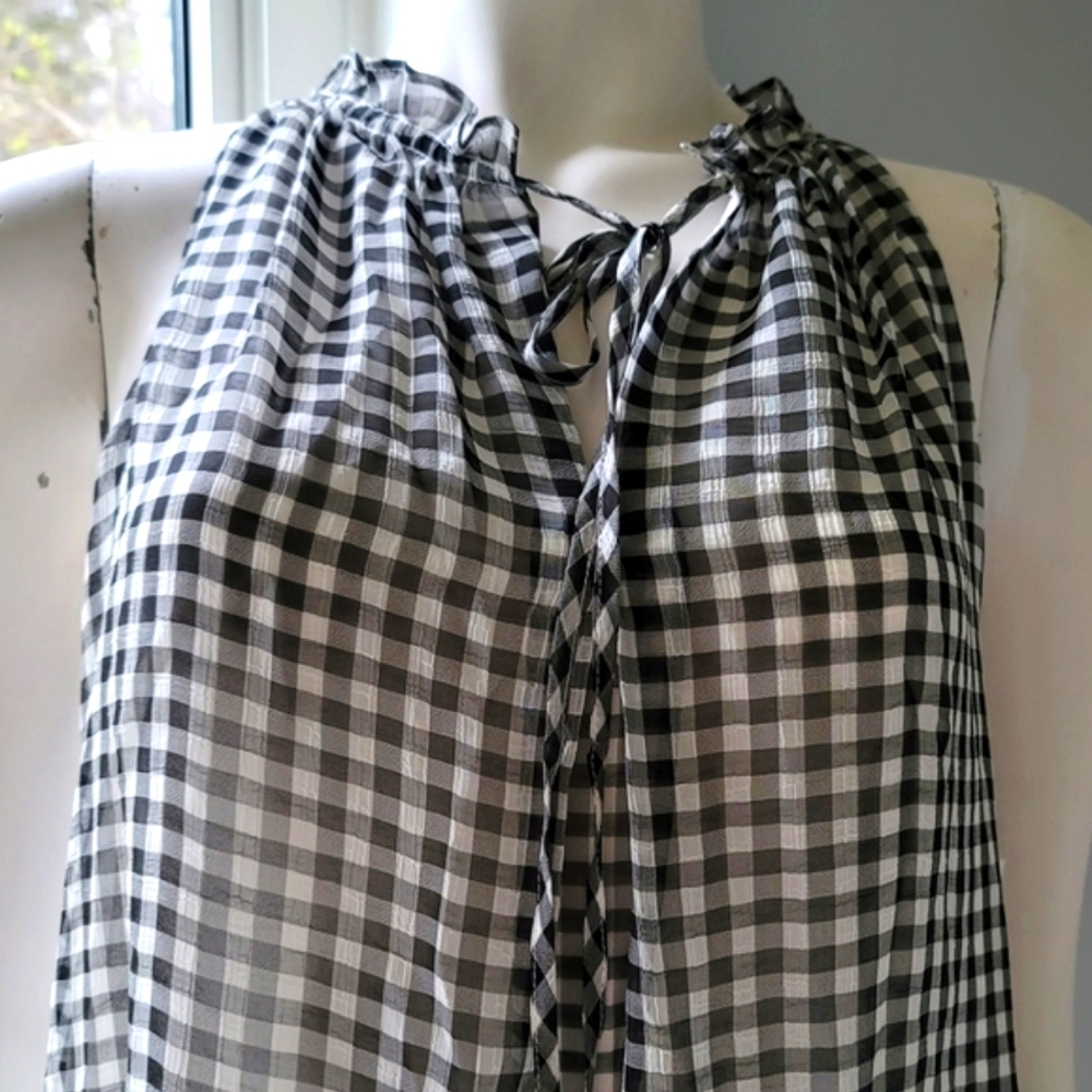 BRAND NEW! Max Studio Sleeveless Top